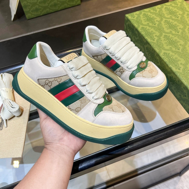 G*u*i casual shoes